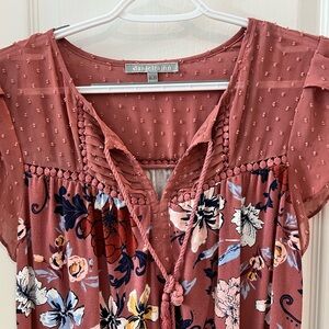 Daniel Rainn Women's Floral Blouse- small